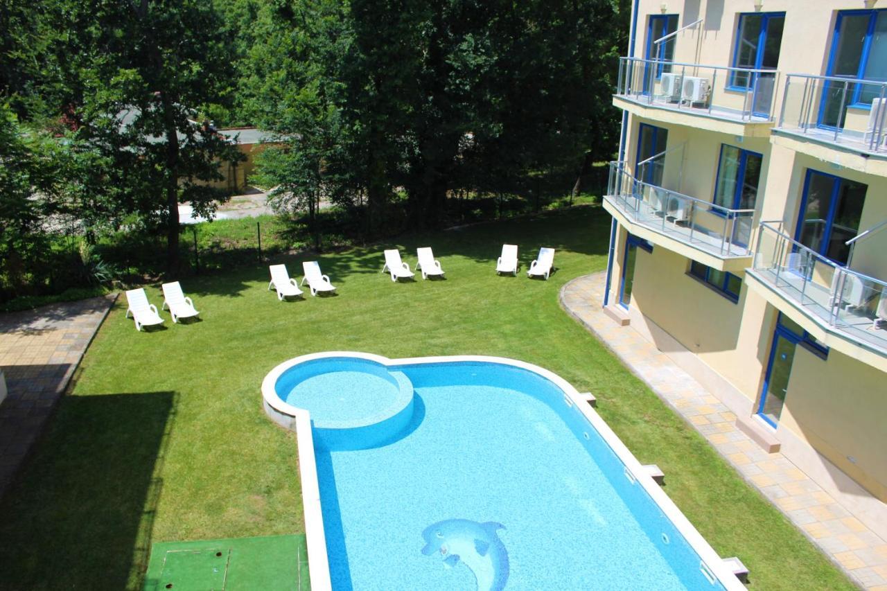 Solei Apartments Primorsko Exterior photo
